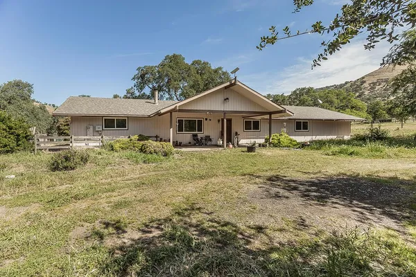 $695,000 | 26045 Pittman Hill Road, Clovis, CA 93619