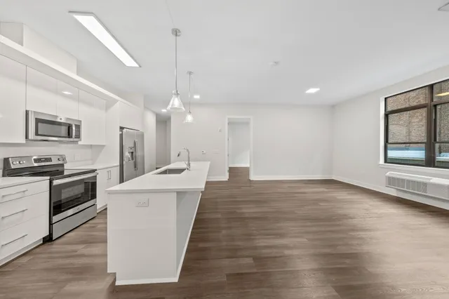 $3,600 | 121 34th Street, Unit 614, Union City, NJ 07087