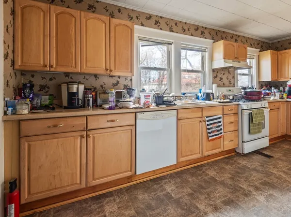 $629,900 | 3 Atlantic Avenue, Fitchburg, MA 01420