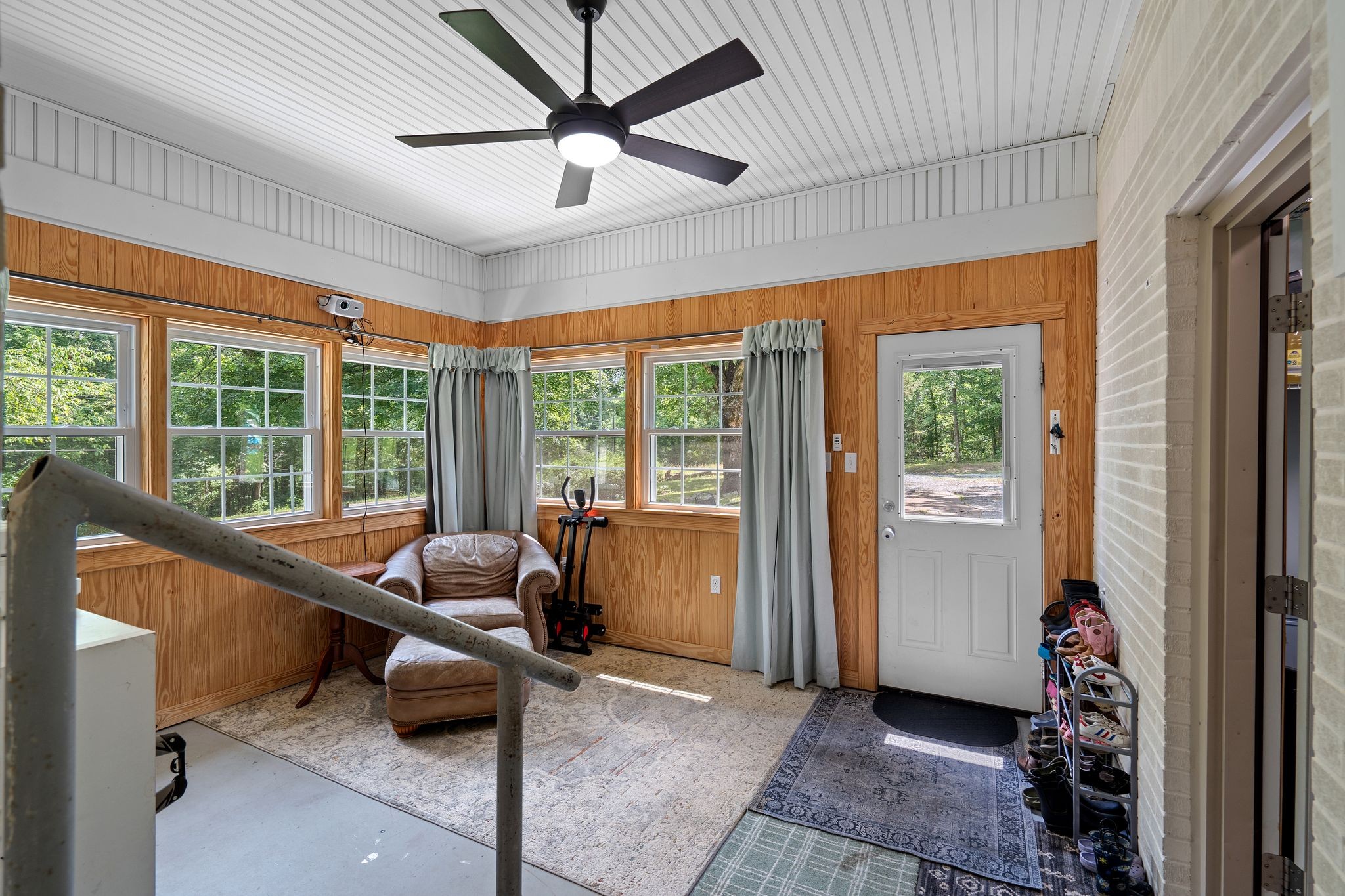 8531 Pinewood Road Nunnelly, TN 37137 - Photo 22 of 34