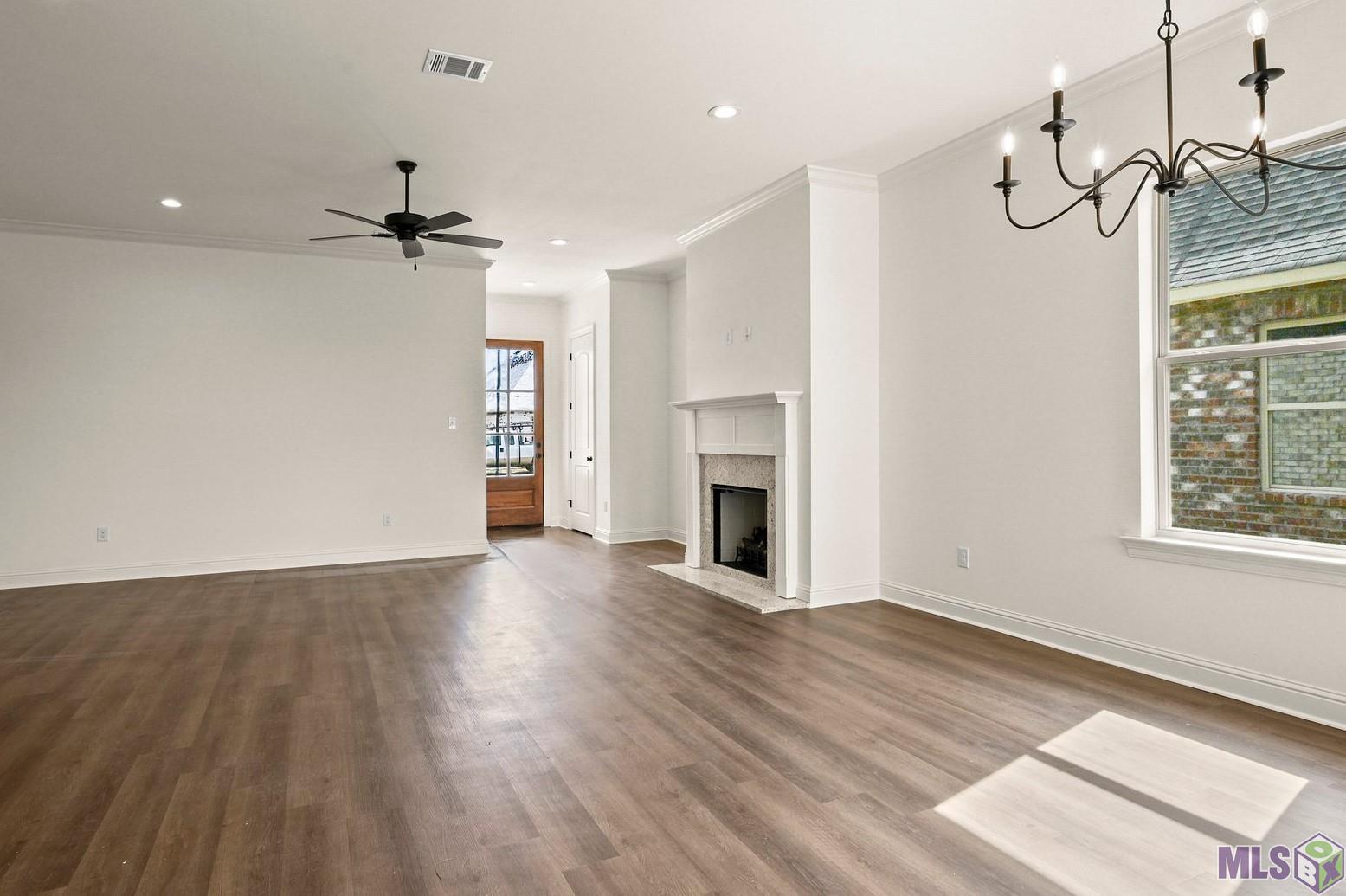 3247 Creekmere Lane Baton Rouge, LA 70810 - Photo 3 of 18 Mallard Homes of LA LLC