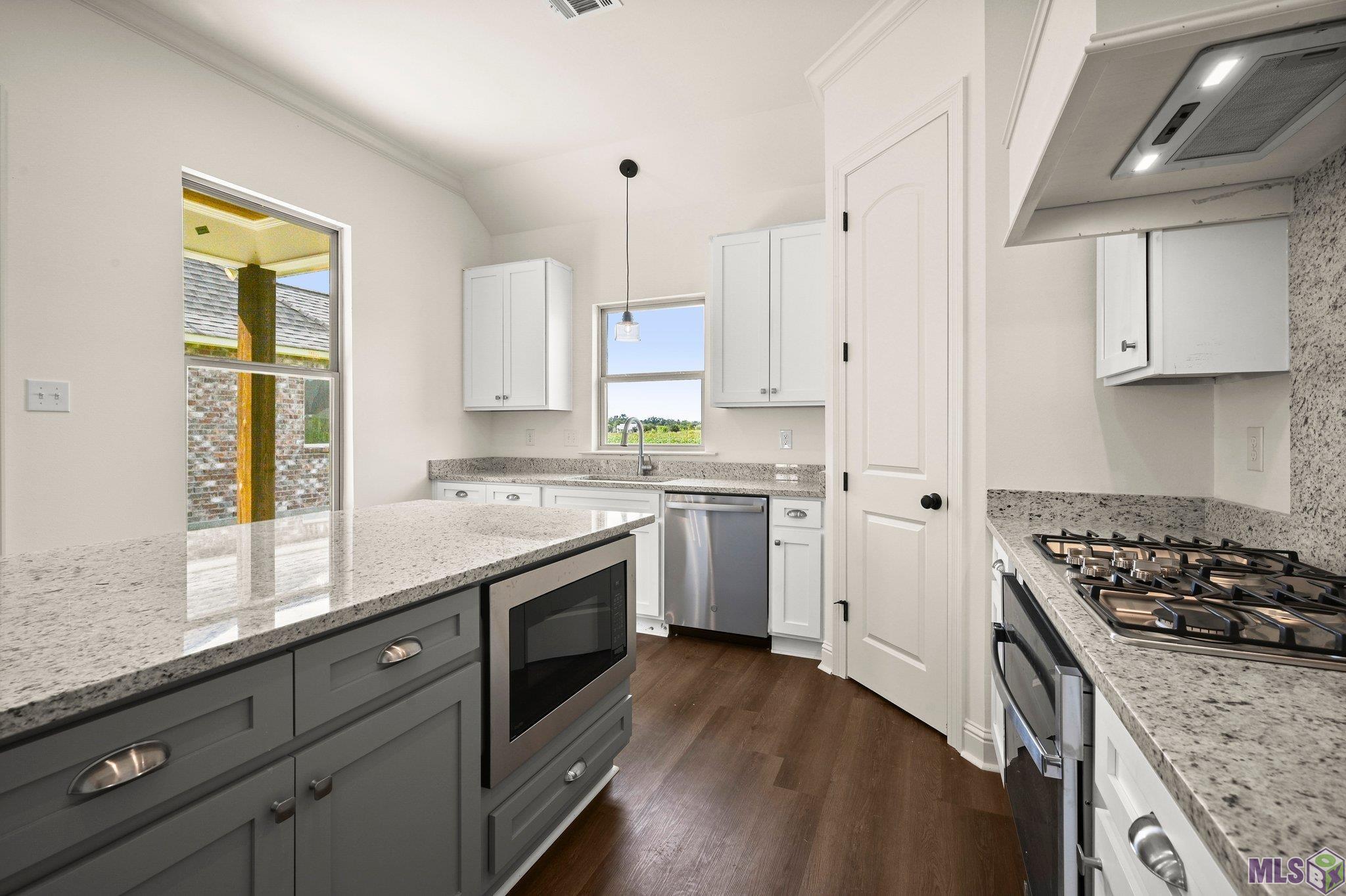 3247 Creekmere Lane Baton Rouge, LA 70810 - Photo 7 of 18 Mallard Homes of LA LLC