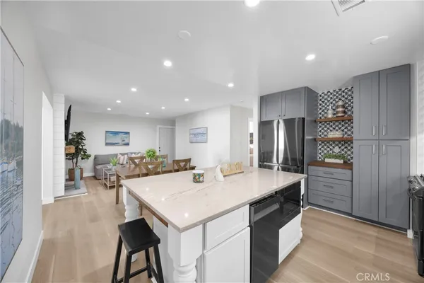 $1,350,000 | 8326 Fontainbleau Way, Cypress, CA 90630