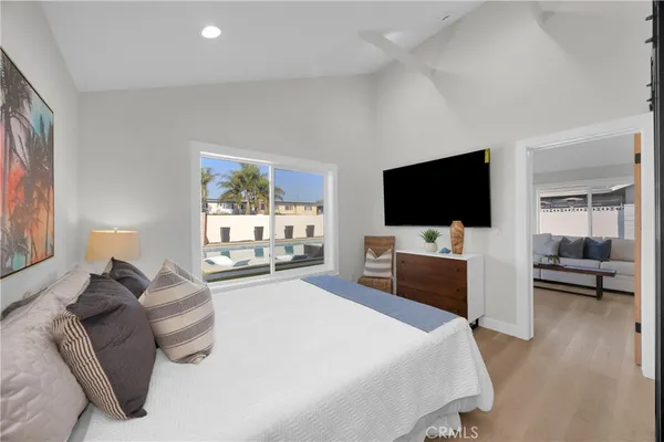 $1,350,000 | 8326 Fontainbleau Way, Cypress, CA 90630