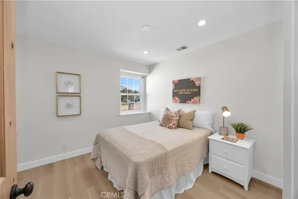 $1,350,000 | 8326 Fontainbleau Way, Cypress, CA 90630