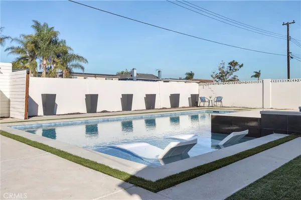 $1,350,000 | 8326 Fontainbleau Way, Cypress, CA 90630