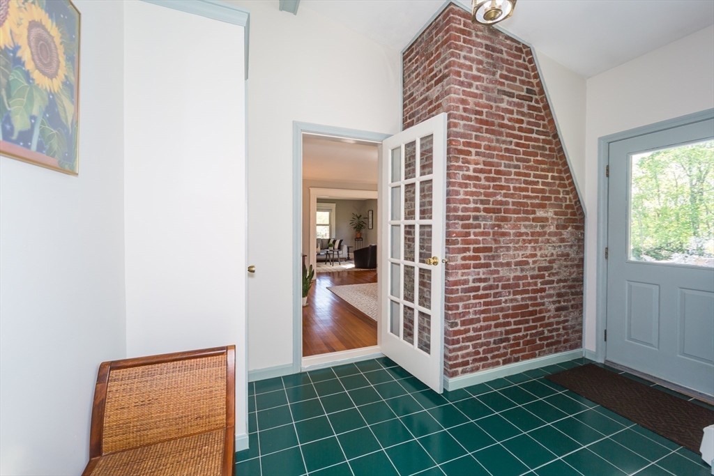 9 Overhill Road Natick, MA 01760 - Photo 22 of 38 Gallery Image 22