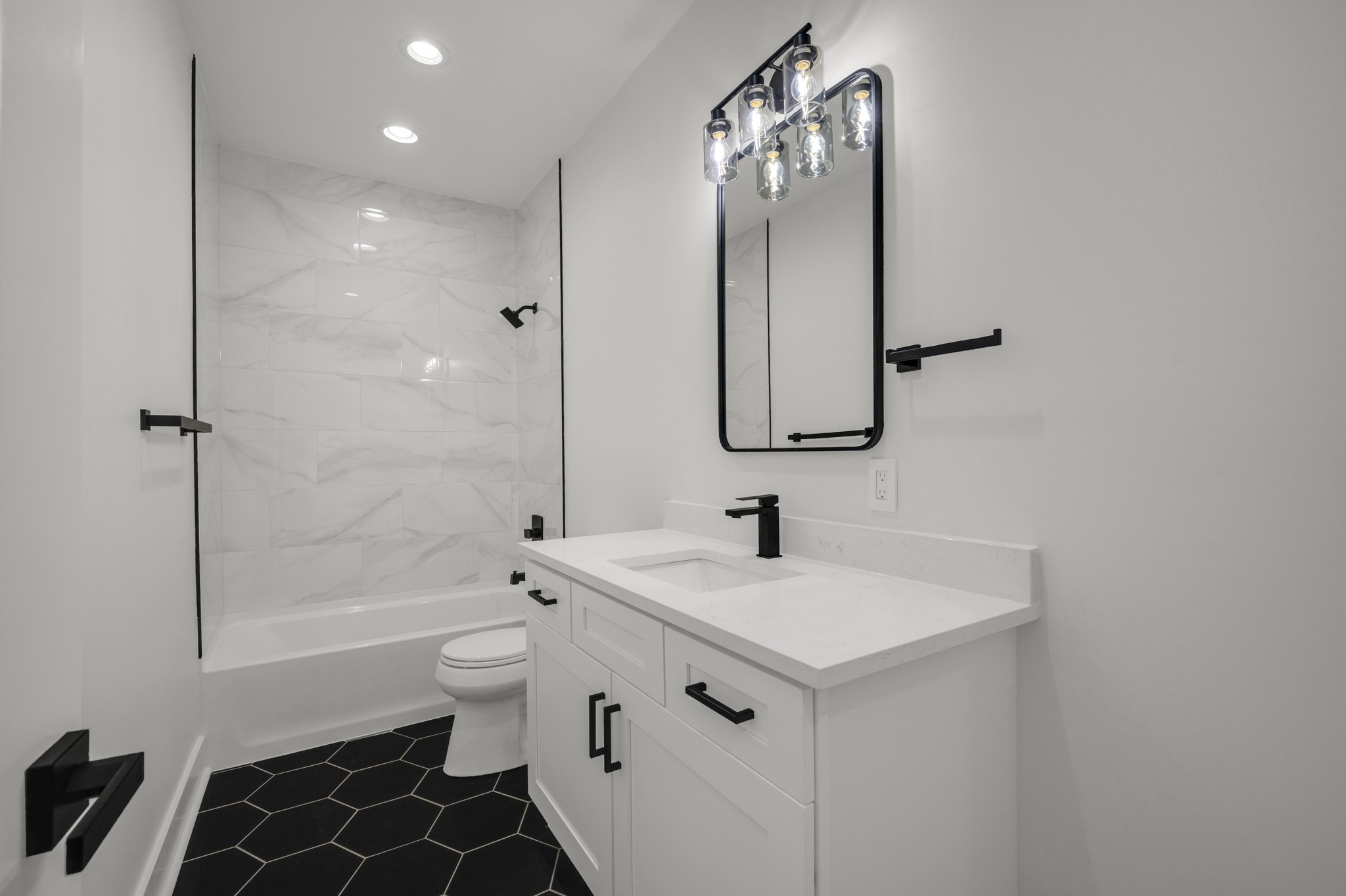 625 Robert Smith Road McMinnville, TN 37110 - Photo 25 of 40 a bathroom with a sink a toilet and shower
