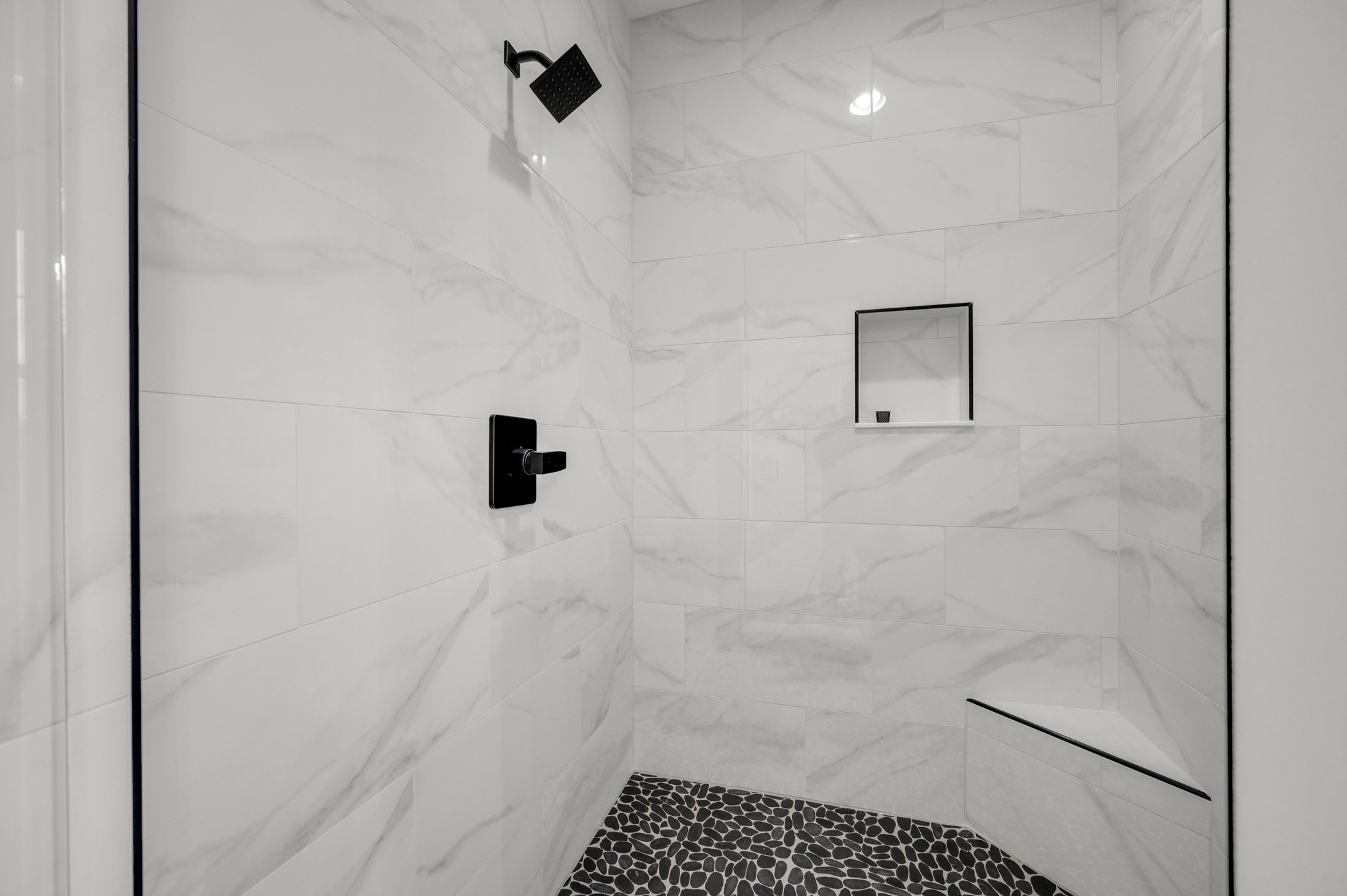 625 Robert Smith Road McMinnville, TN 37110 - Photo 35 of 40 a bathroom with a shower