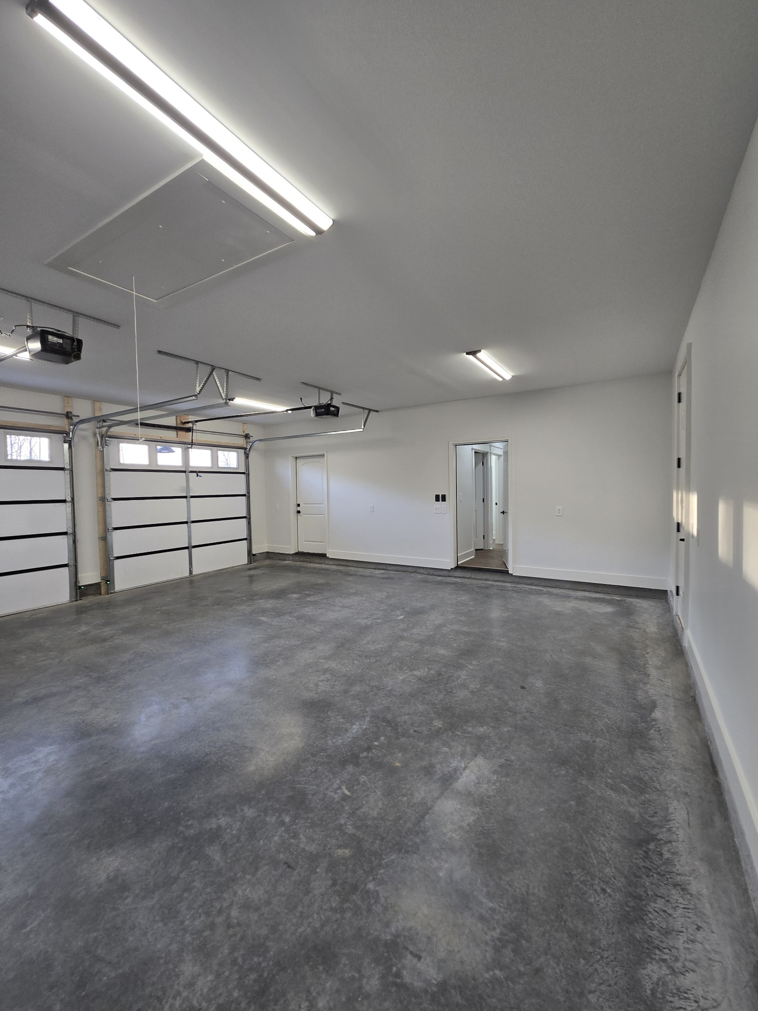 625 Robert Smith Road McMinnville, TN 37110 - Photo 36 of 40 a view of empty room