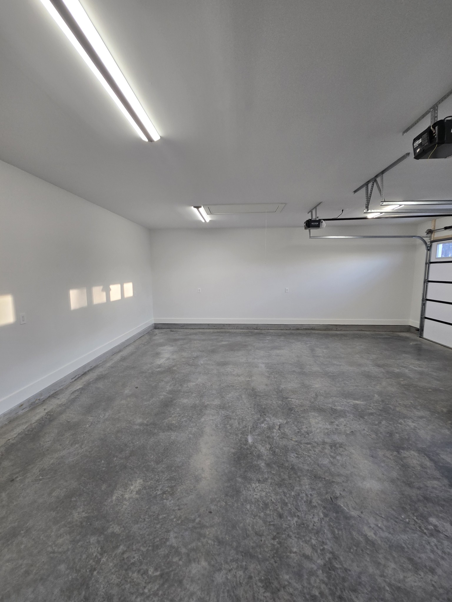 625 Robert Smith Road McMinnville, TN 37110 - Photo 37 of 40 a view of empty room
