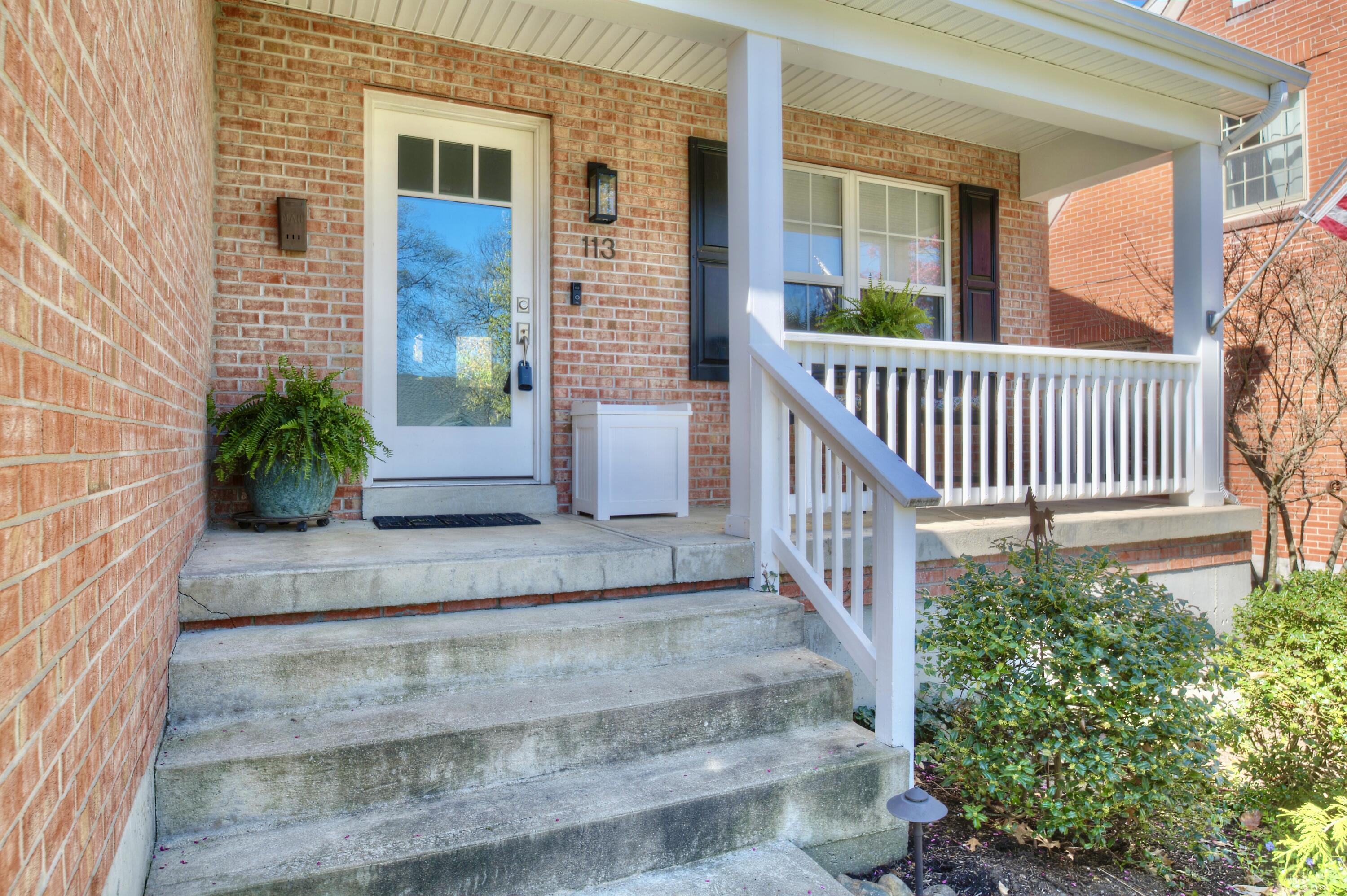 113 Pleasant Ridge Avenue Fort Mitchell, KY 41017 - Photo 3 of 38 Gallery Image 3