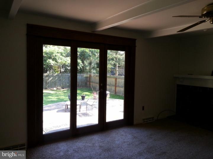 8 Rooftree Road Cherry Hill, NJ 08003 - Photo 5 of 17 Family Room