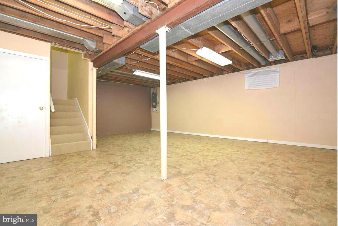 2121 Colts Neck Court Reston, VA 20191 - Photo 23 of 30 HUGE Partially Finished Basement!
