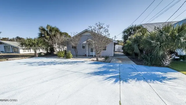 $2,100 | 247 Poinsettia Drive, Panama City Beach, FL 32413