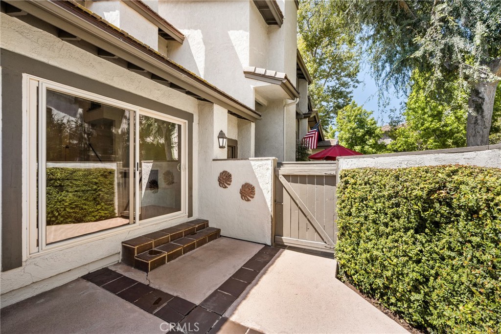 8 Moon Shadow, Unit 8 Irvine, CA 92603 - Photo 12 of 41