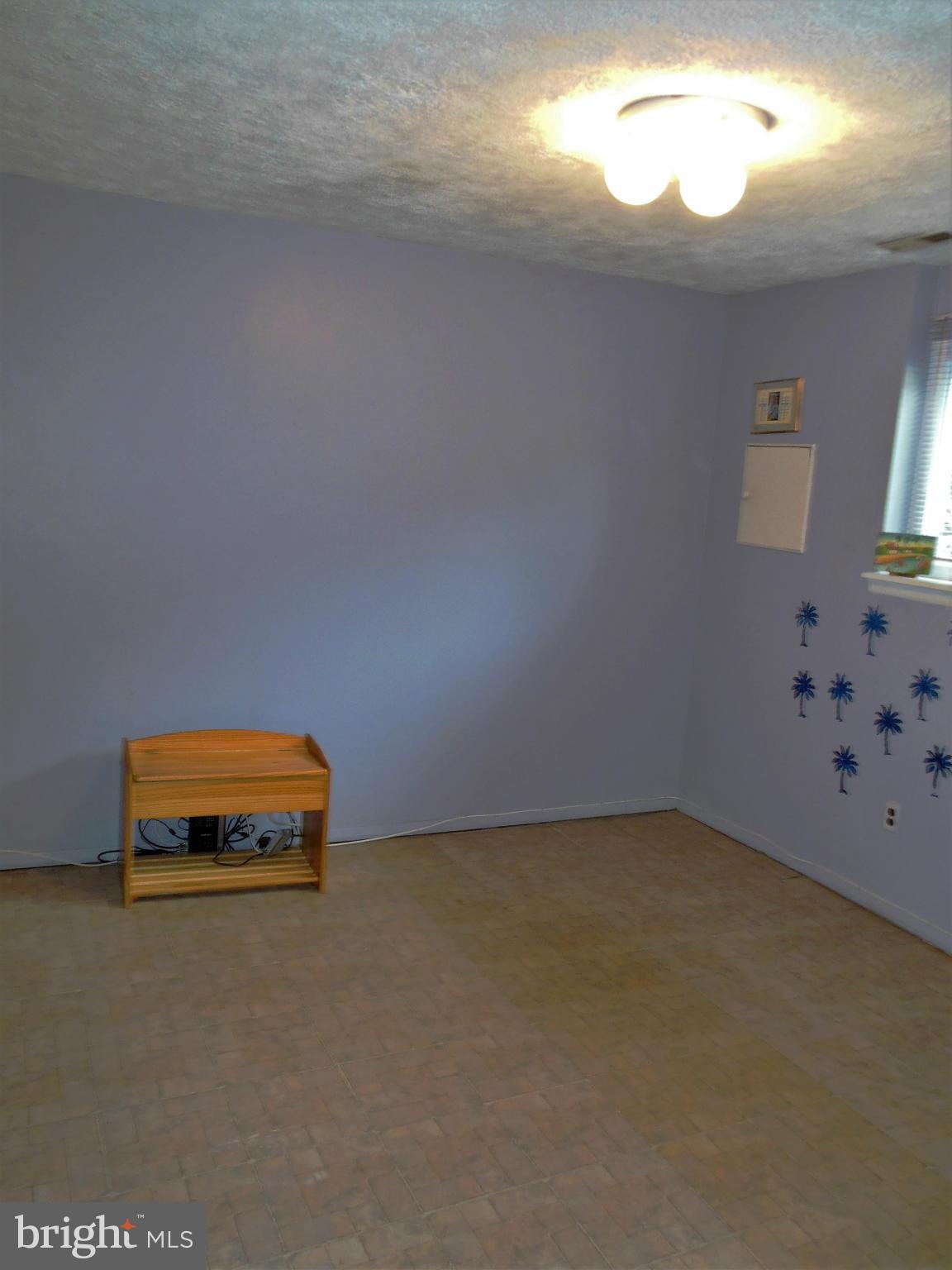 9251 Bellbeck Road Baltimore, MD 21234 - Photo 22 of 28 Bedroom