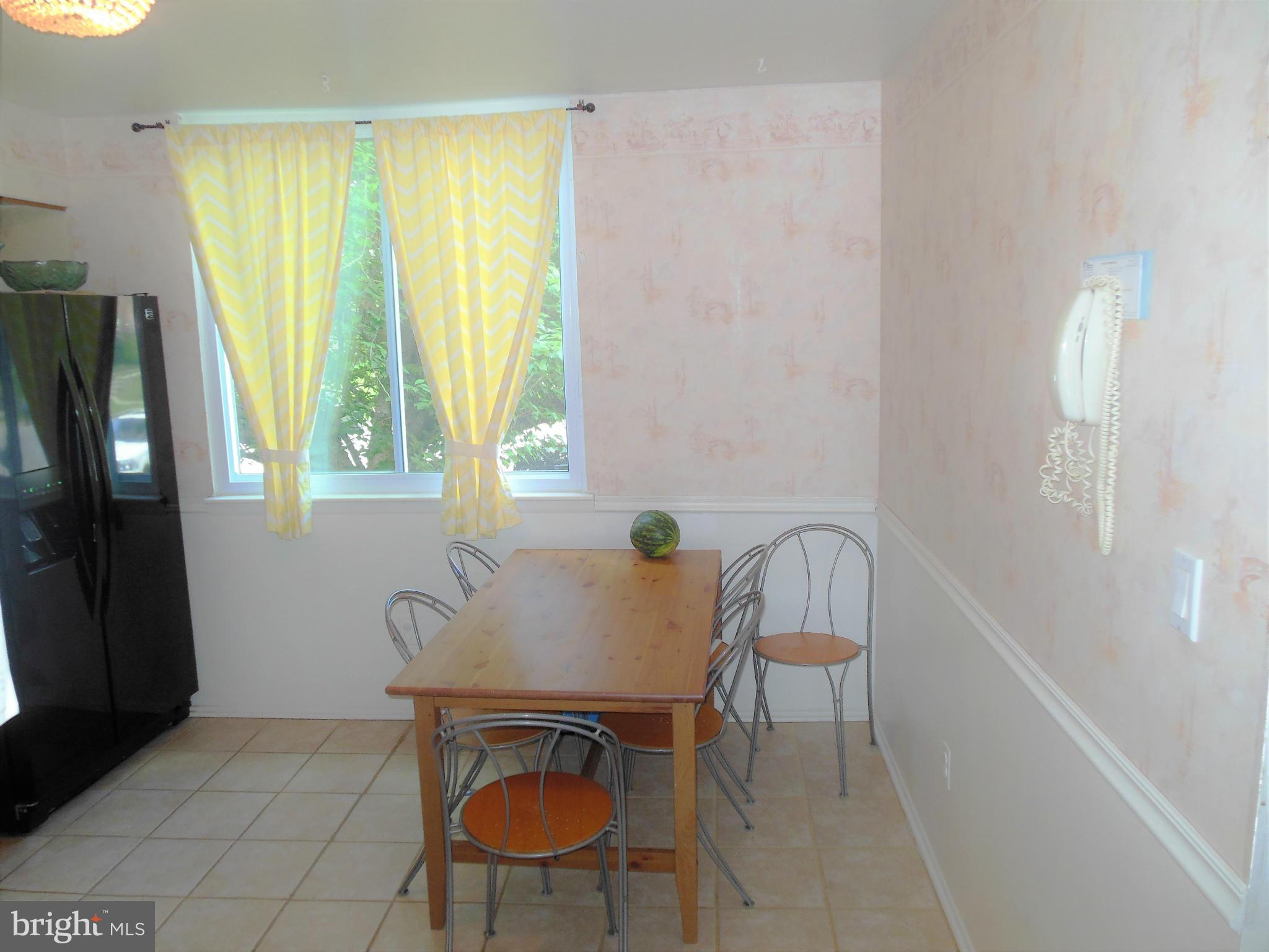 9251 Bellbeck Road Baltimore, MD 21234 - Photo 6 of 28 Kitchen