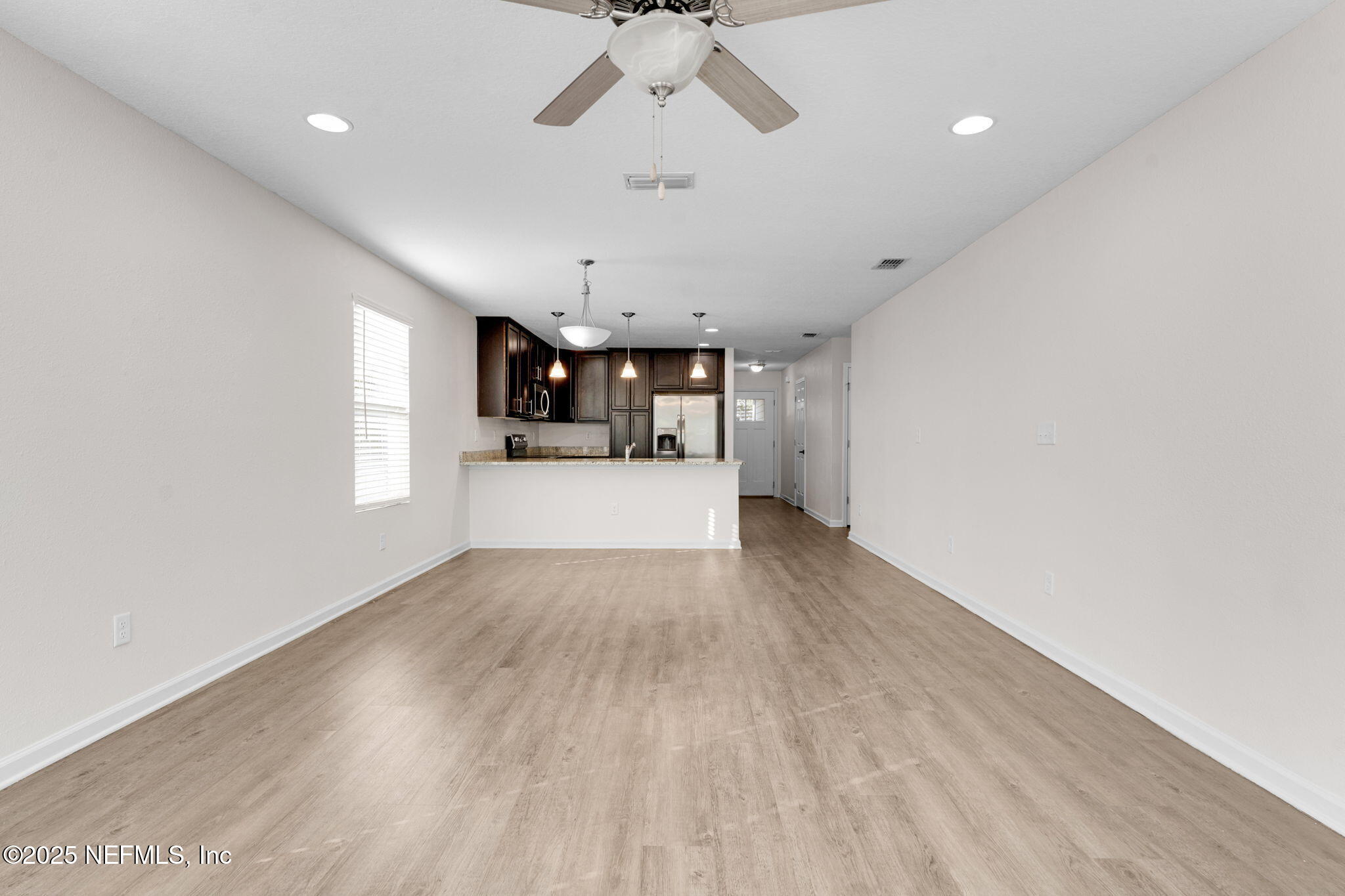 1632 Bermuda Road Jacksonville, FL 32224 - Photo 10 of 25 Living/Dining Area