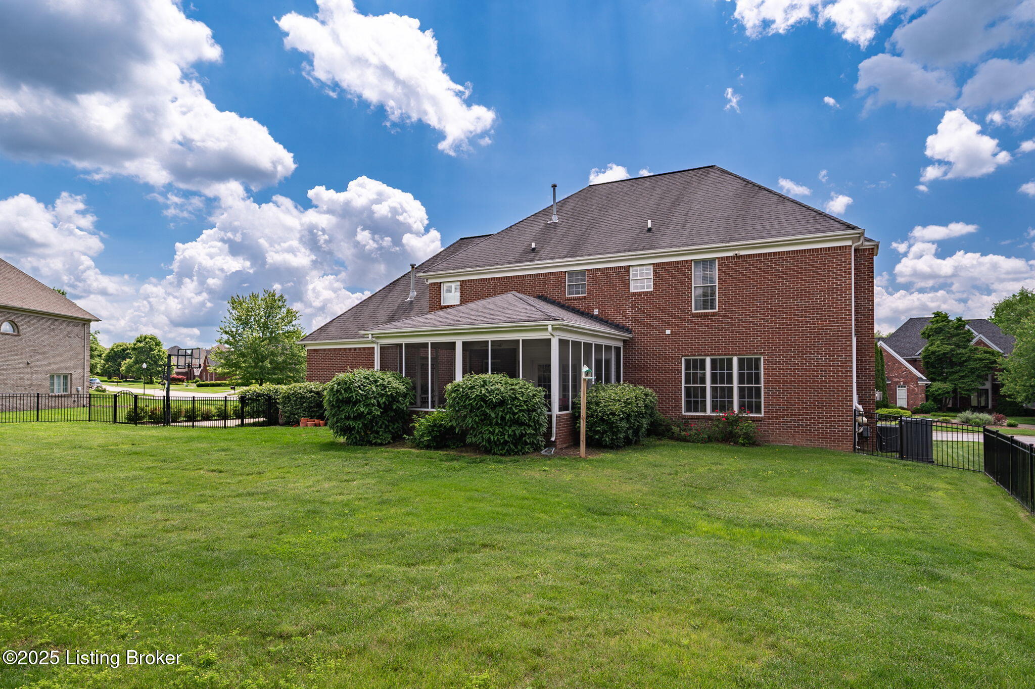 12803 Ridgemoor Drive Prospect, KY 40059 - Photo 44 of 62 Back Of Home