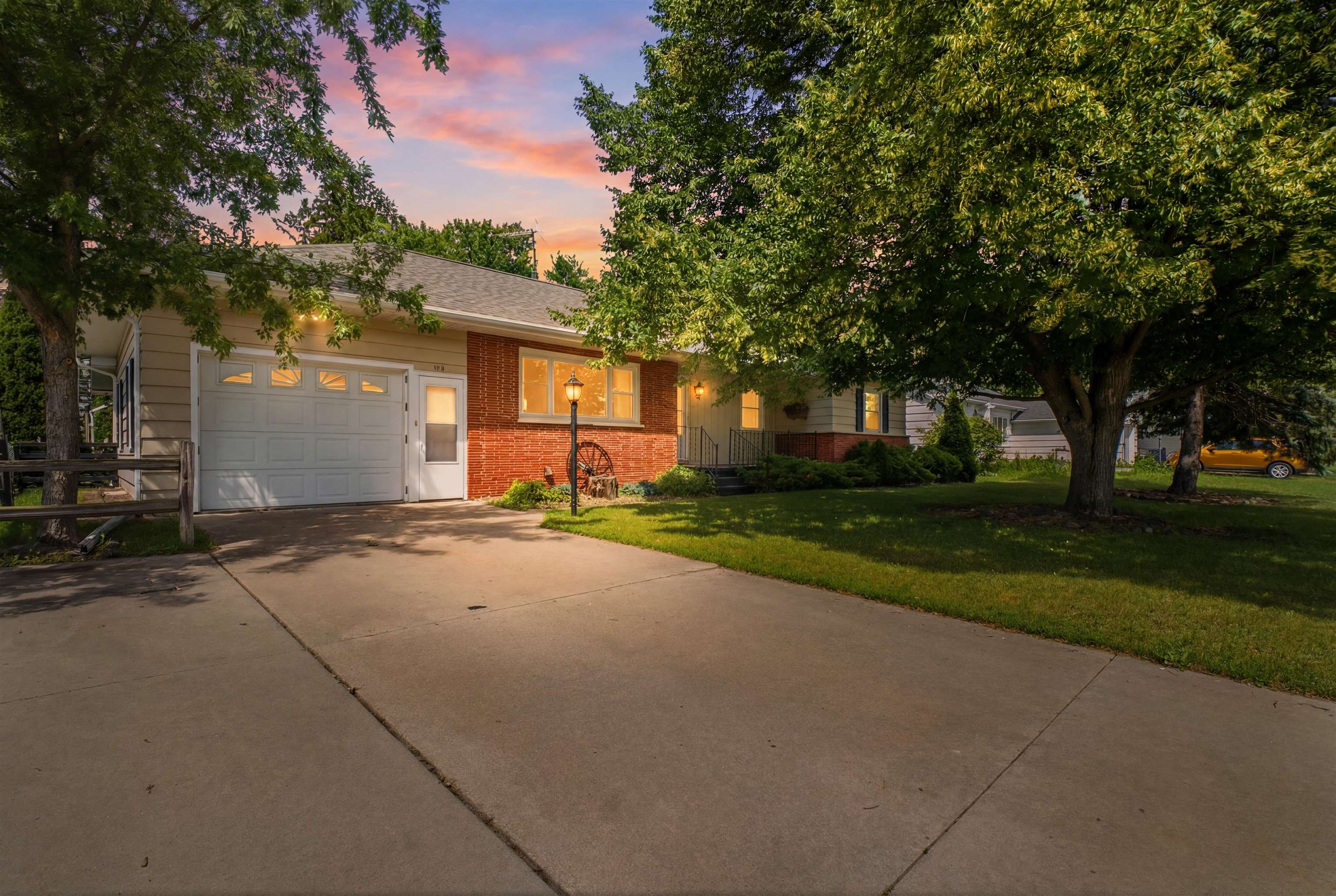 122 Harvard Street Princeton, WI 54968 - Photo 1 of 30