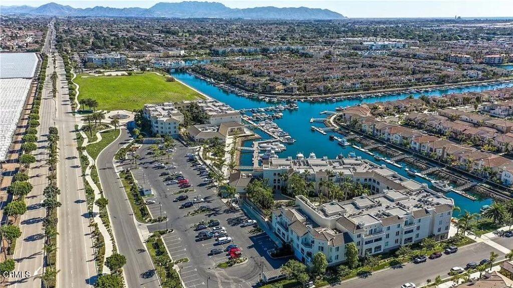 4346 Tradewinds Drive Oxnard, CA 93035 - Photo 31 of 34