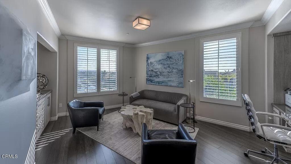 4346 Tradewinds Drive Oxnard, CA 93035 - Photo 4 of 34