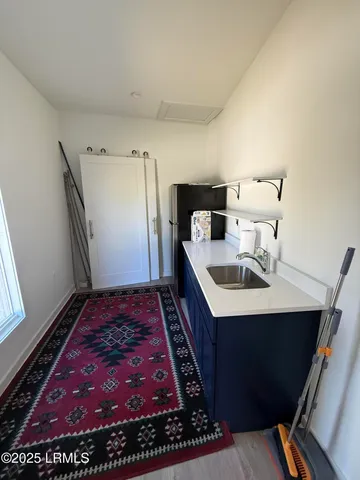 $1,300 | 205 Ribaut Road, Unit C, Beaufort, SC 29902