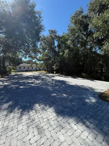 $1,300 | 205 Ribaut Road, Unit C, Beaufort, SC 29902