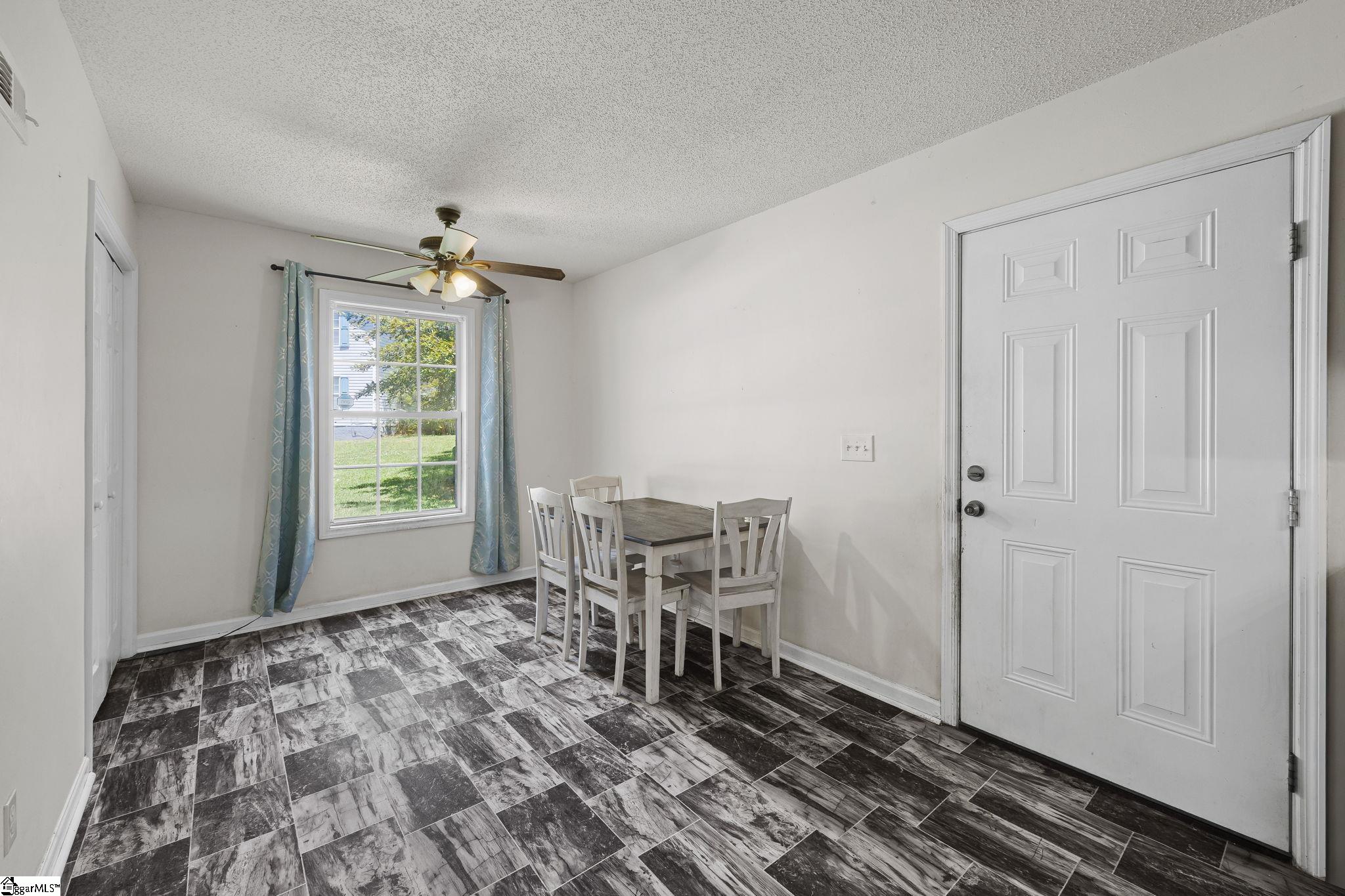 111 Madison Avenue Greer, SC 29651 - Photo 8 of 20