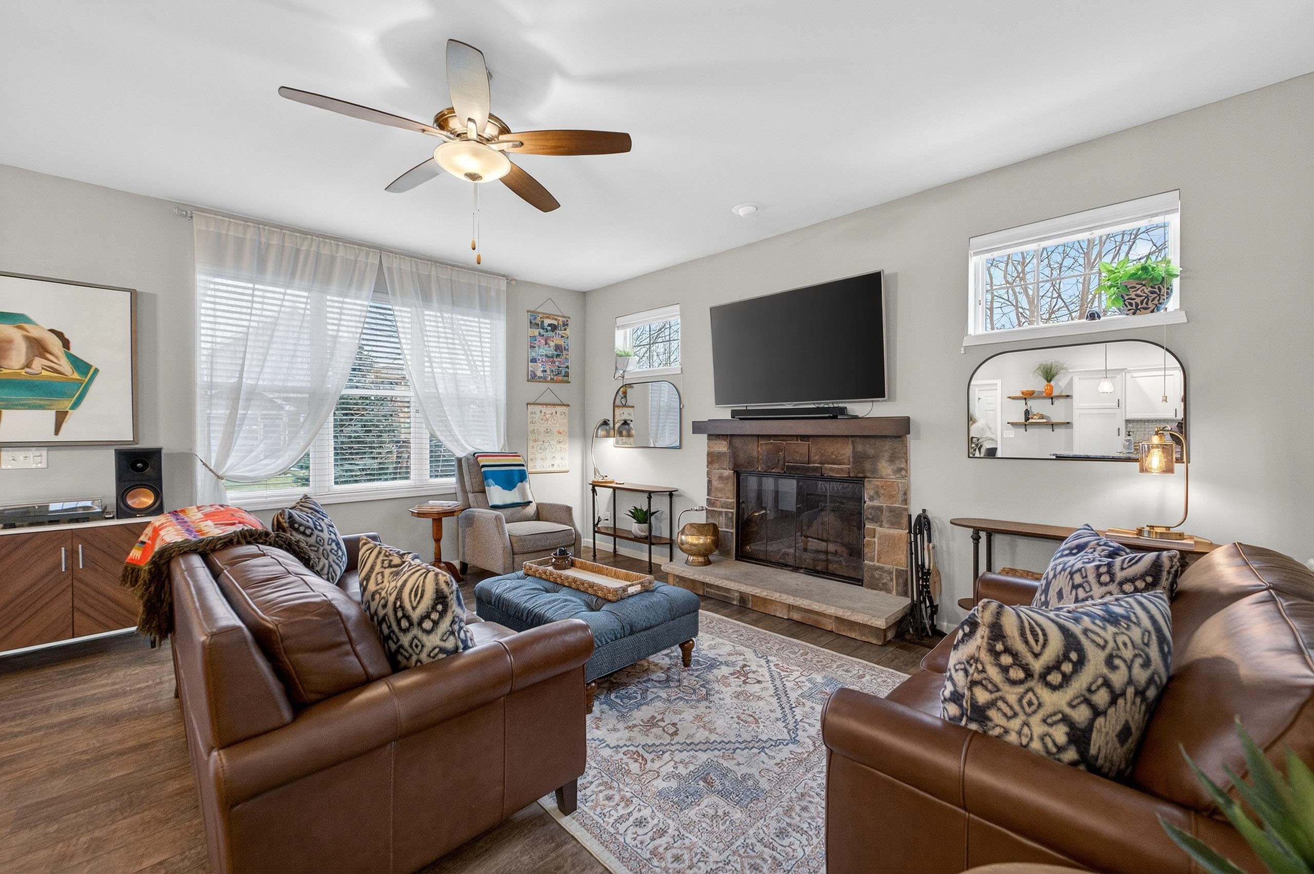 4413 Yukon Way Middleton, WI 53562 - Photo 8 of 61