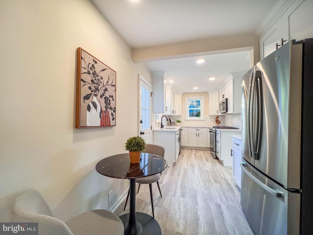 7440 Elizabeth Road Elkins Park, PA 19027 - Photo 8 of 36 Gallery Image 8