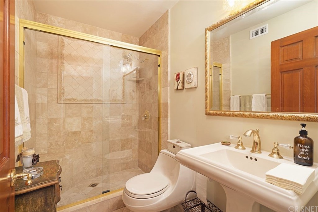 1 Cinch Road Bell Canyon, CA 91307 - Photo 15 of 46