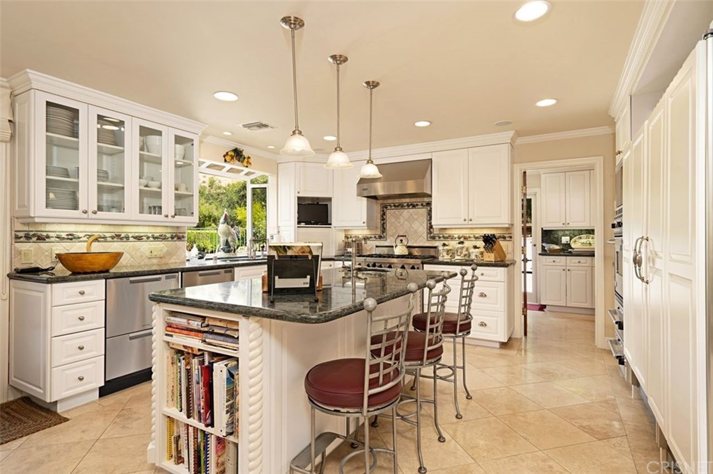 1 Cinch Road Bell Canyon, CA 91307 - Photo 20 of 46