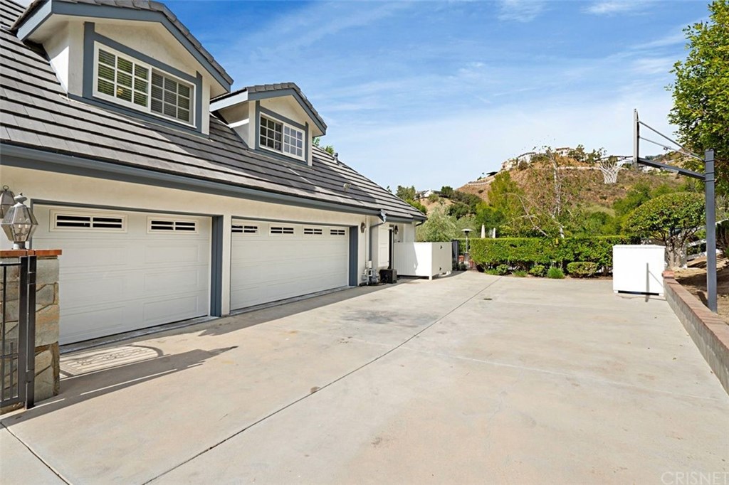 1 Cinch Road Bell Canyon, CA 91307 - Photo 6 of 46