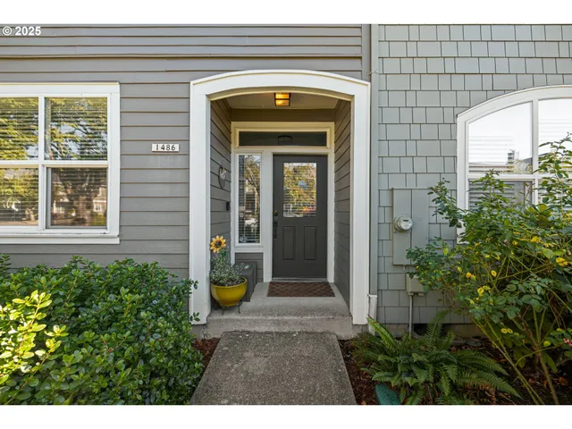 $390,000 | 1486 Northeast Market Drive, Fairview, OR 97024