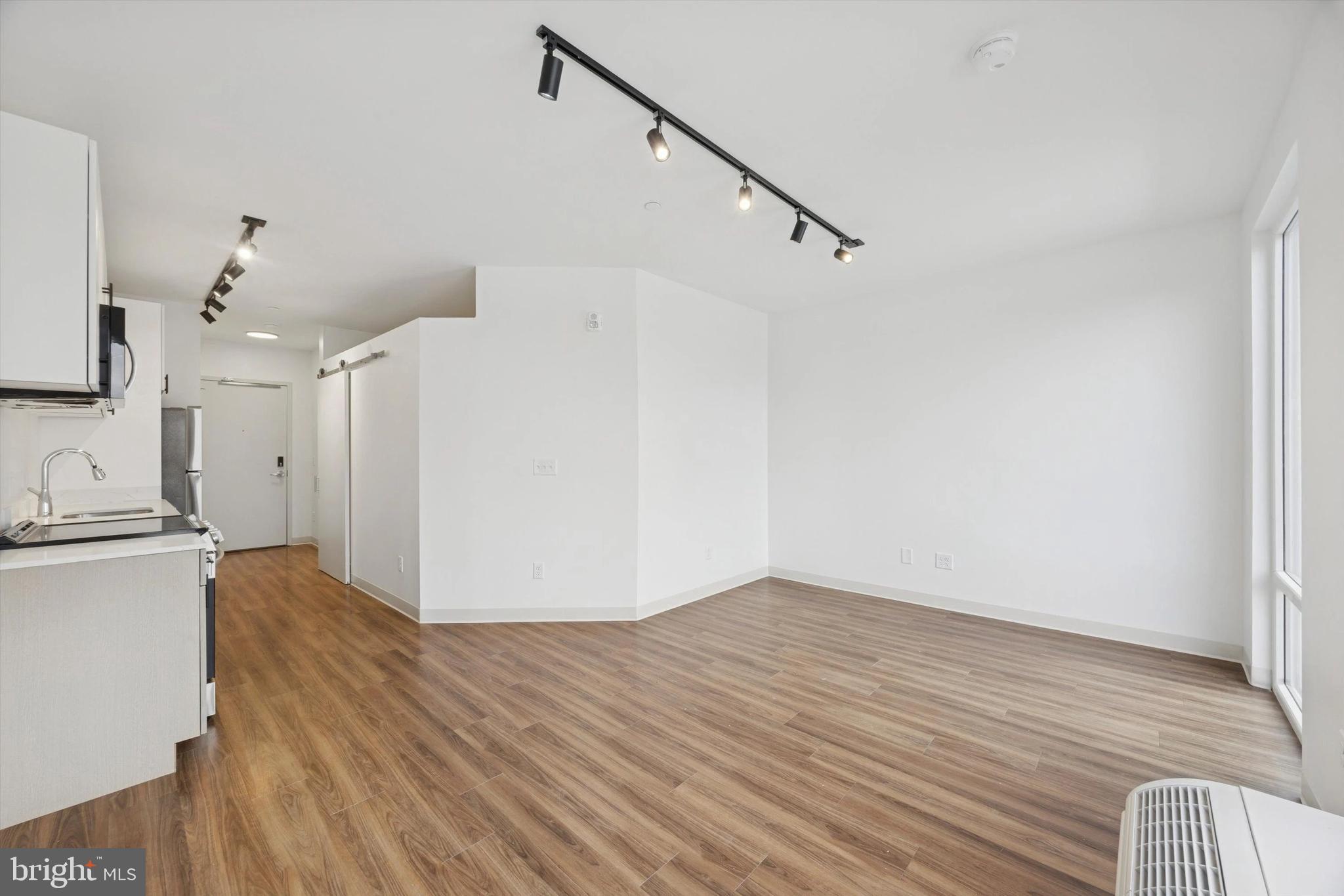 4240 Chestnut Street, Unit 505 Philadelphia, PA 19104 - Photo 19 of 38