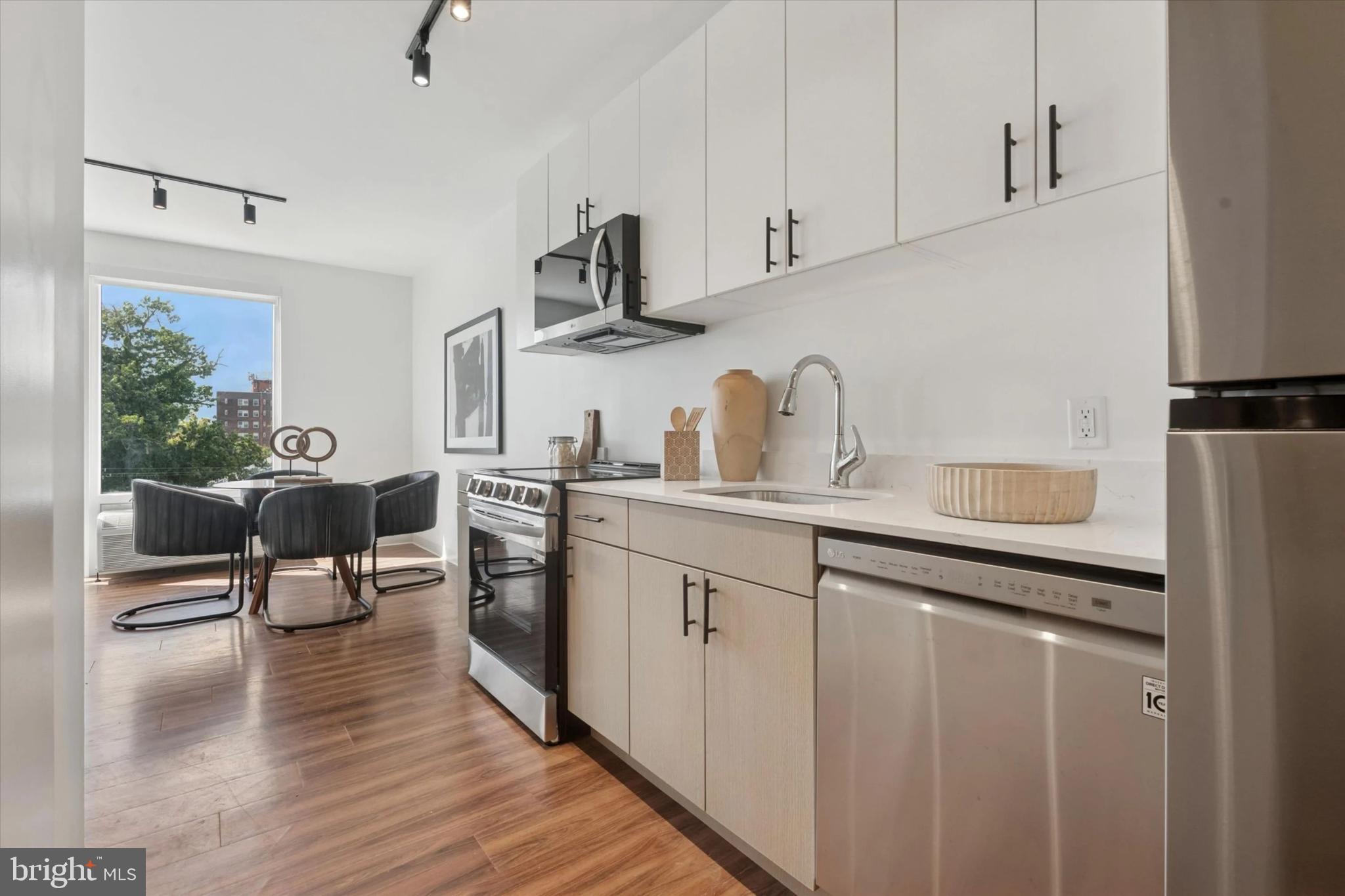 4240 Chestnut Street, Unit 505 Philadelphia, PA 19104 - Photo 2 of 38