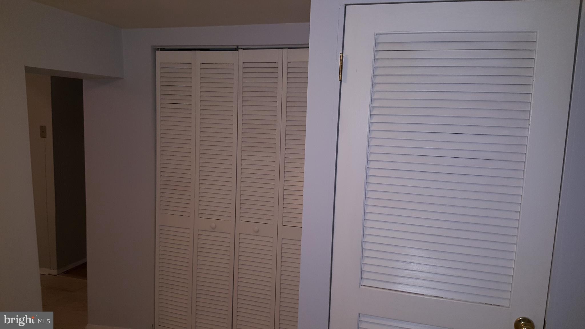 624 Stirling Street Baltimore, MD 21202 - Photo 23 of 27 a view of wooden door