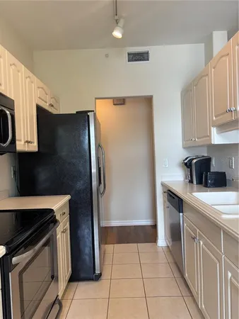 $2,995 | 150 L Pavia Boulevard, Unit 13, Venice, FL 34292