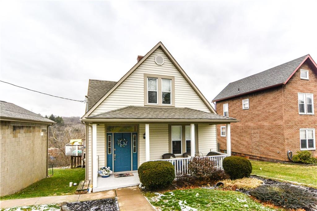 318 Spring Street Oakdale, PA 15071 - Photo 2 of 25 Gallery Image 2