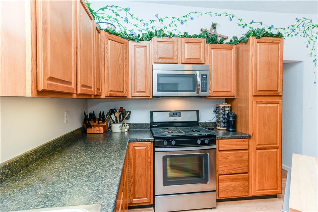 318 Spring Street Oakdale, PA 15071 - Photo 12 of 25 Gallery Image 12