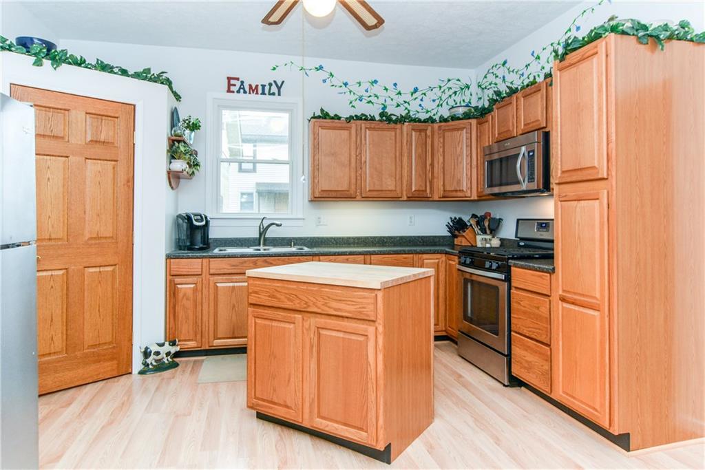 318 Spring Street Oakdale, PA 15071 - Photo 10 of 25 Gallery Image 10