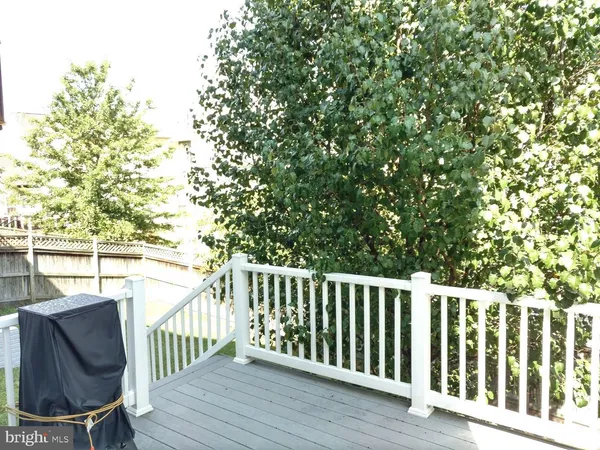 $3,350 | 8378 Tillett Loop, Manassas, VA 20110