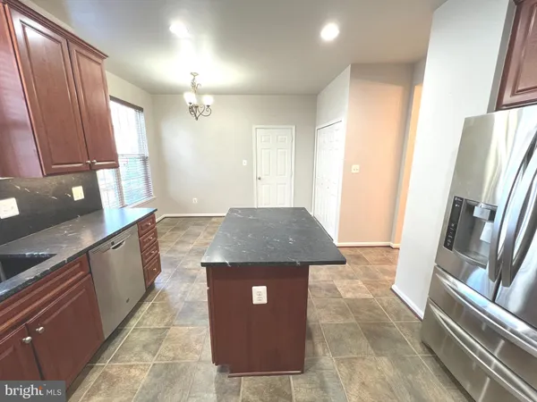 $3,350 | 8378 Tillett Loop, Manassas, VA 20110