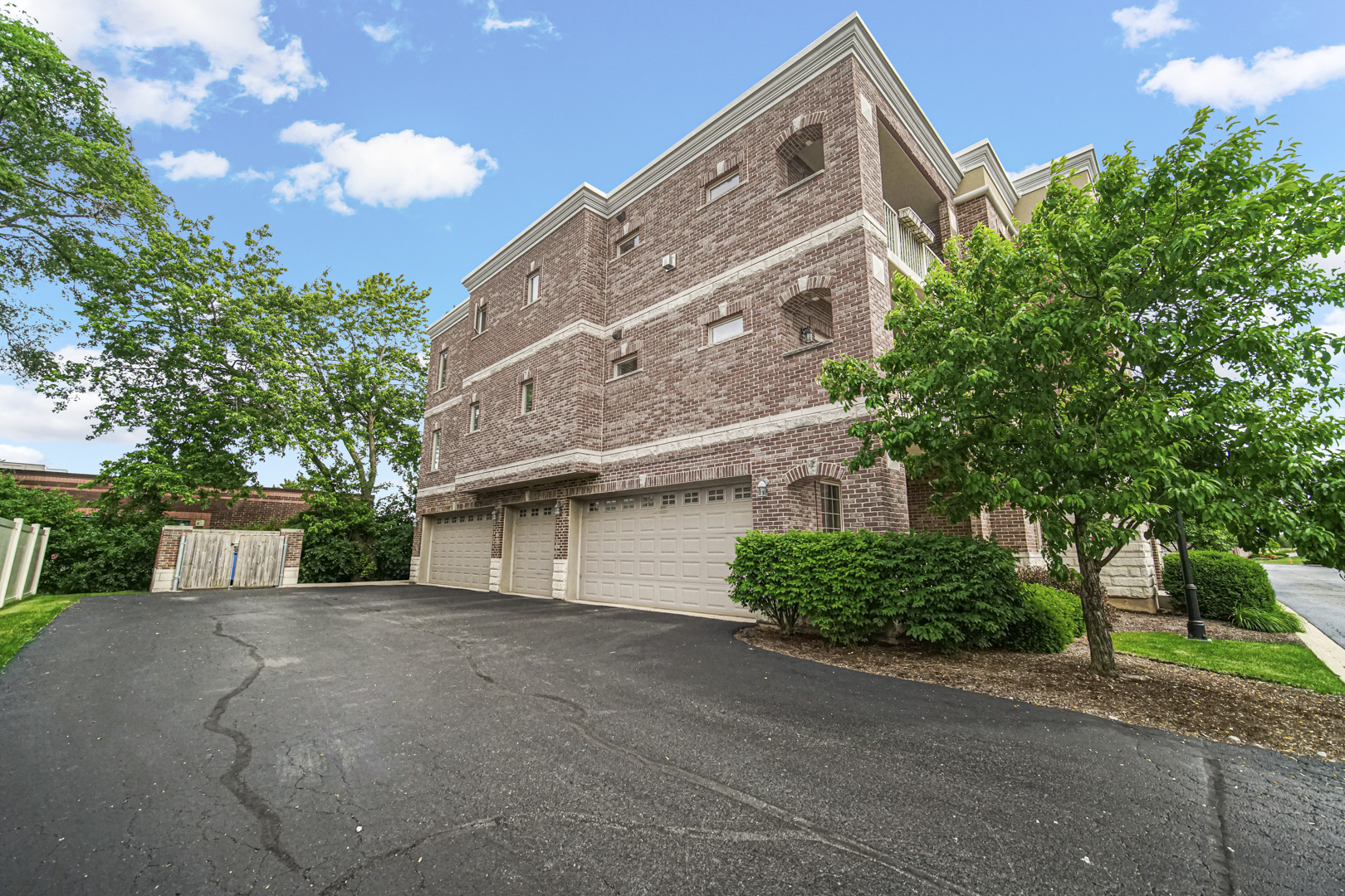 405 West Pierce Road, Unit 201 Itasca, IL 60143 - Photo 25 of 26