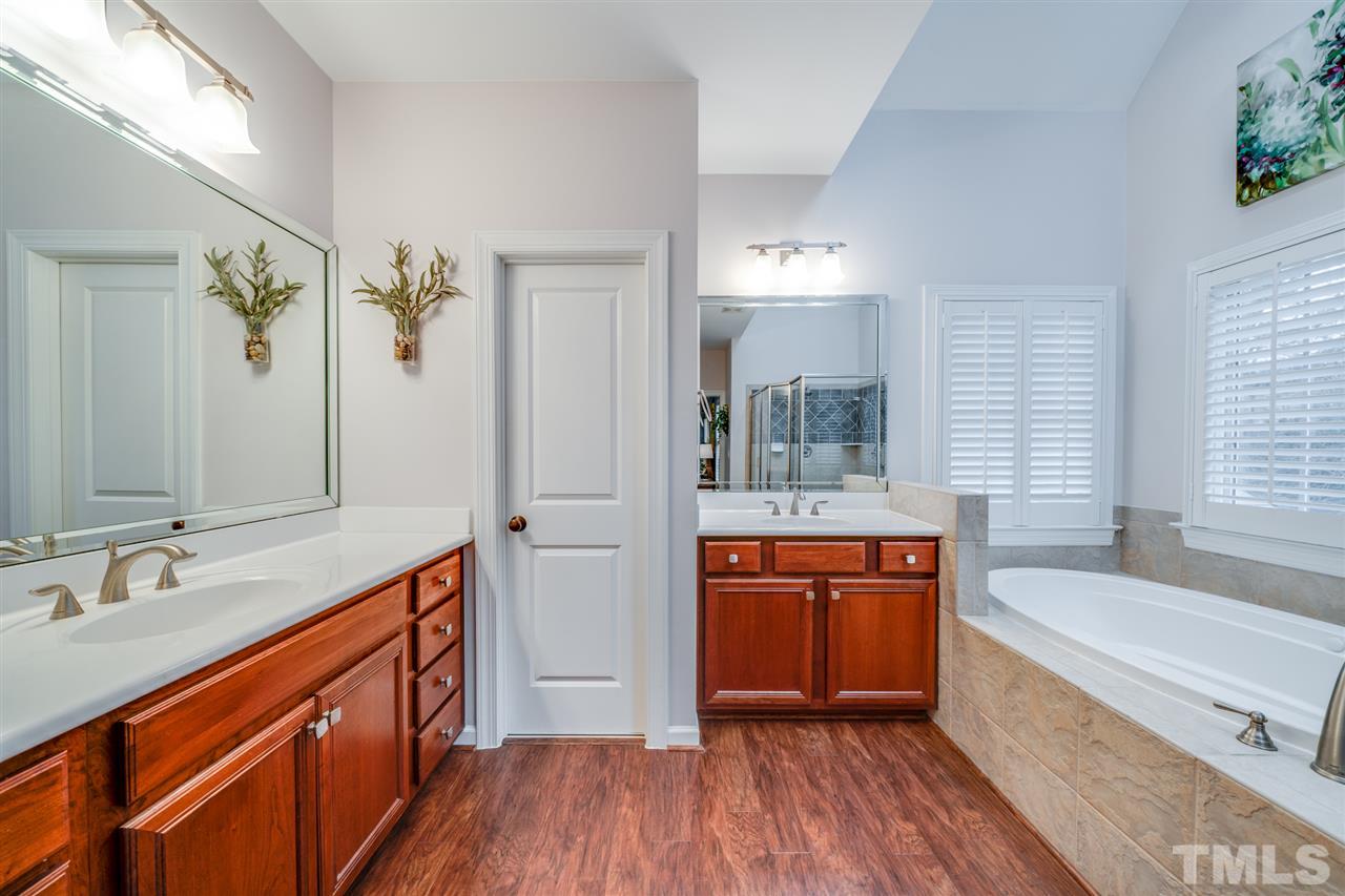 8900 Sanctus Lane Raleigh, NC 27613 - Photo 17 of 29