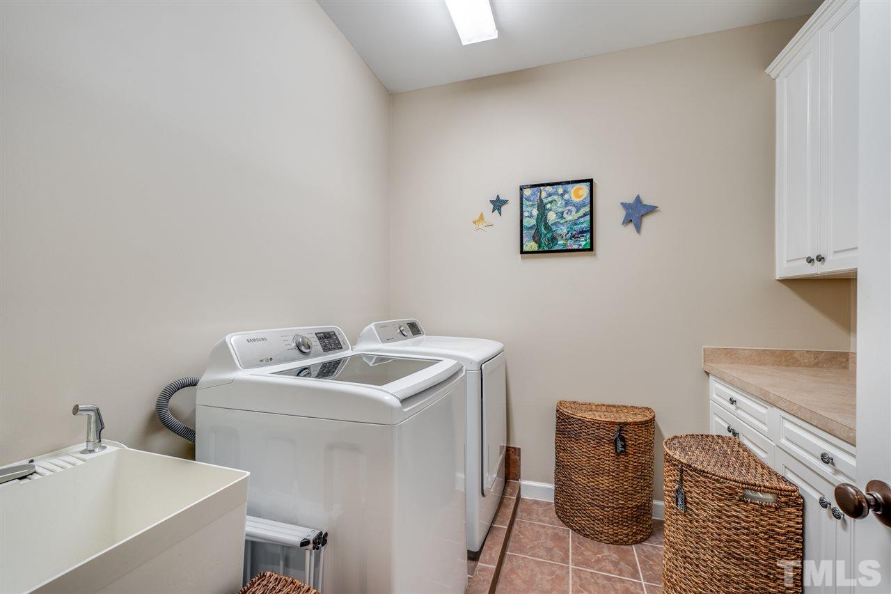 8900 Sanctus Lane Raleigh, NC 27613 - Photo 25 of 29