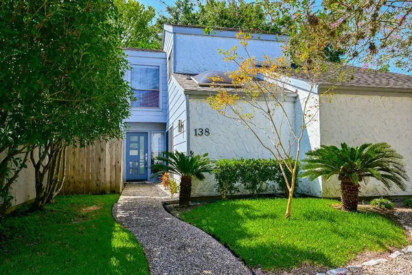 $2,600 | 12800 Briar Forest Drive, Unit 138, Houston, TX 77077