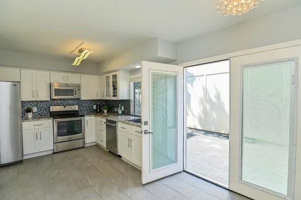 $2,600 | 12800 Briar Forest Drive, Unit 138, Houston, TX 77077
